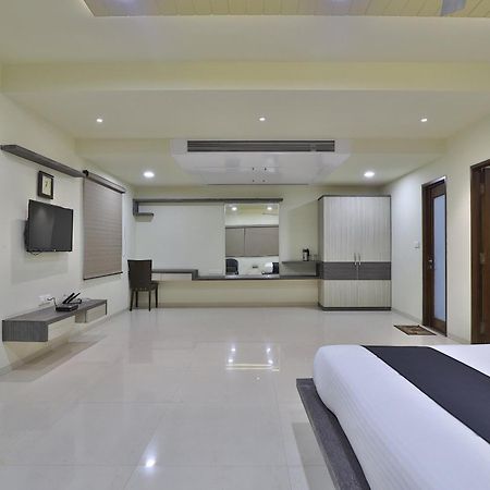 Atithi Resort Bharuch Eksteriør billede