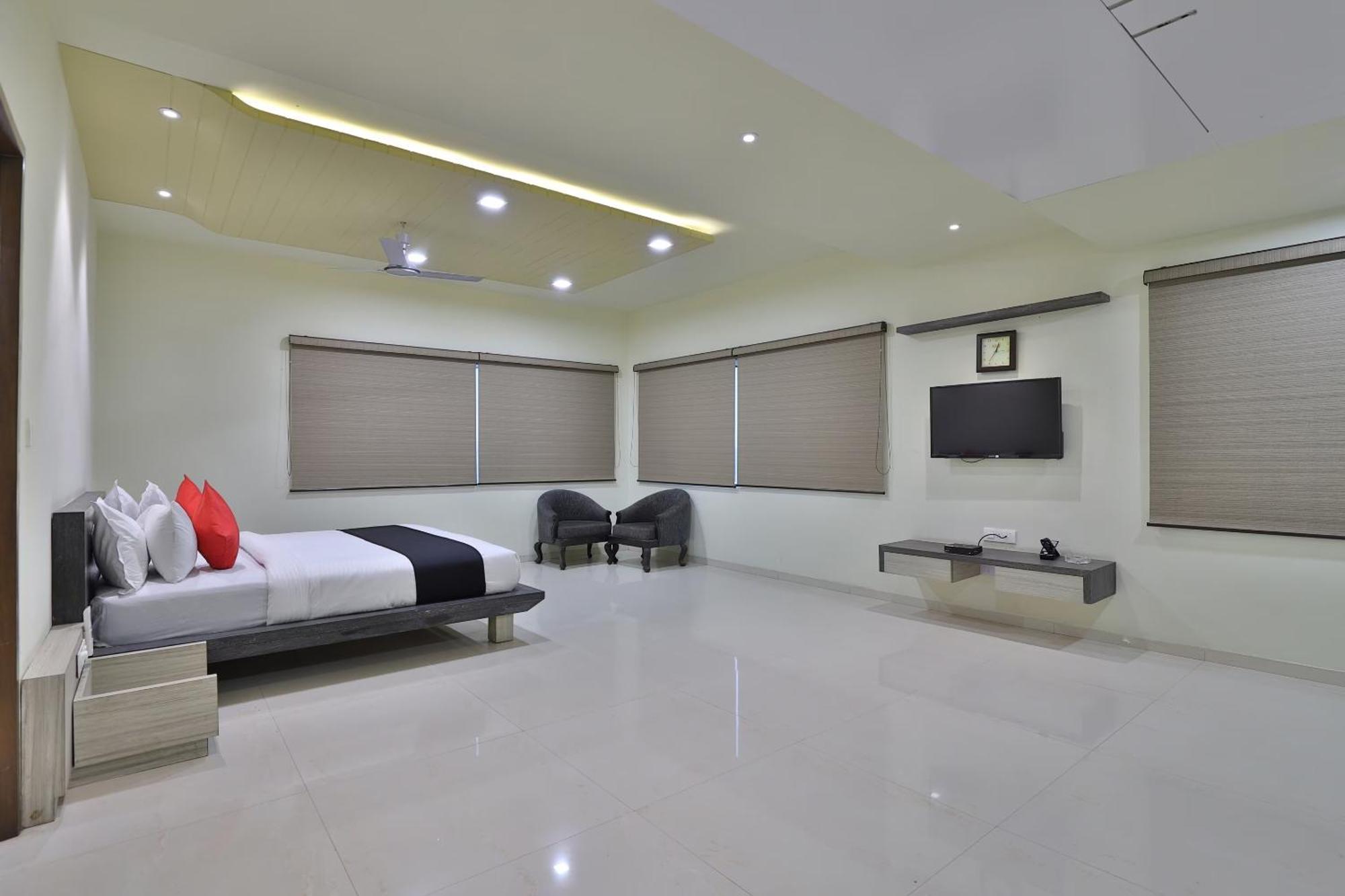 Atithi Resort Bharuch Eksteriør billede